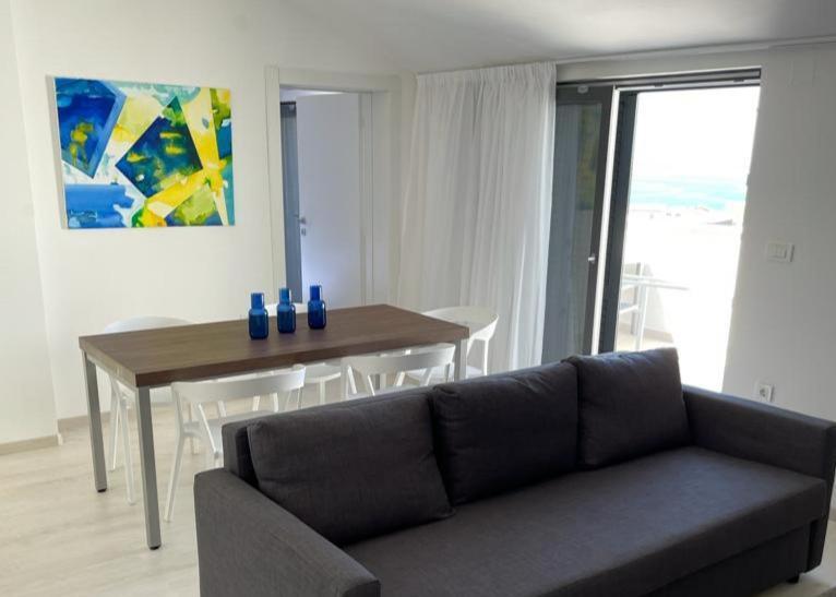 Villa Aquamarine Apartments Новаля Екстериор снимка